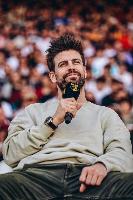 Revolución en el Fútbol: Piqué Propone Adaptarse a la Era del Entretenimiento Digital